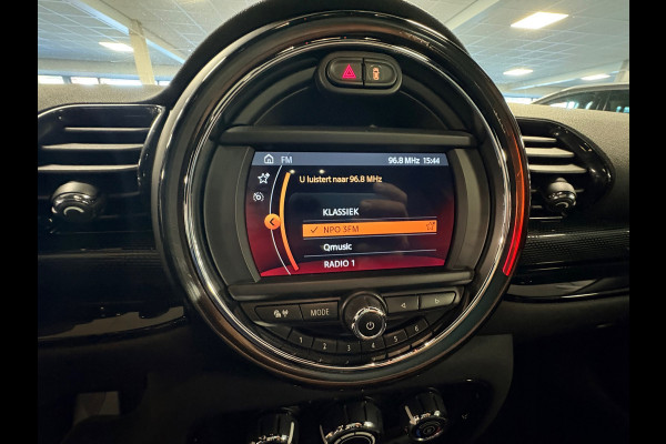 MINI Clubman 1.5 Cooper Chili Serious Business/leer/navi/pano/stoelverw/boeken