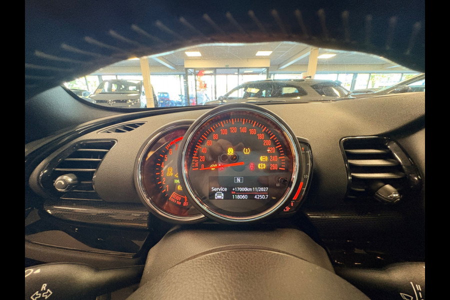 MINI Clubman 1.5 Cooper Chili Serious Business/leer/navi/pano/stoelverw/boeken