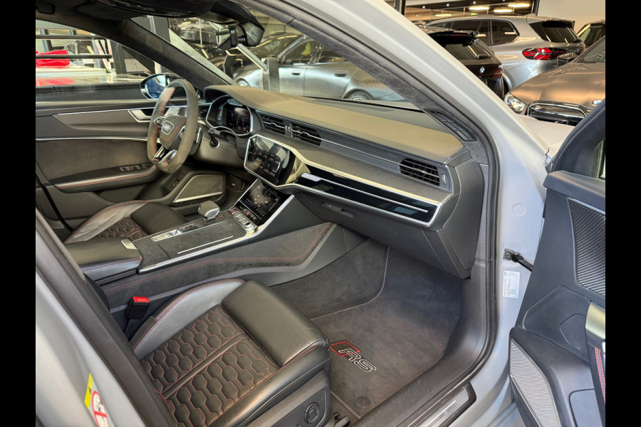 Audi RS6 Avant 4.0 TFSI quattro Pano|Ceramic|Dynamic+|B&O 3D