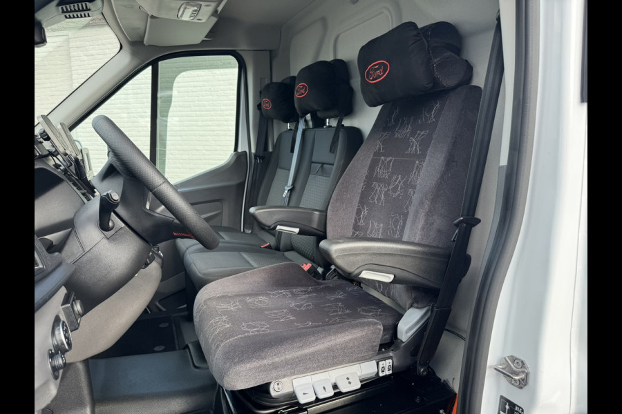 Ford Transit 350 2.0 TDCI L3H2 Automaat Trekhaak Webasto Chauffeursstoel Cruise Camera Airco 3 Zits