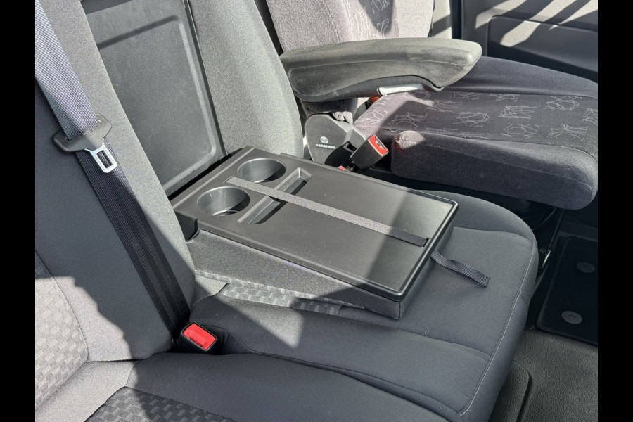 Ford Transit 350 2.0 TDCI L3H2 Automaat Trekhaak Webasto Chauffeursstoel Cruise Camera Airco 3 Zits