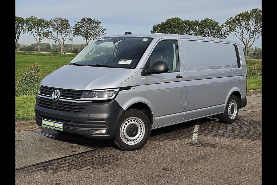 Volkswagen Transporter 2.0 TDI L2H1 32 Cruise control, Airco, Standkachel, Pdc, Carplay, Navi, Stoelverwarming