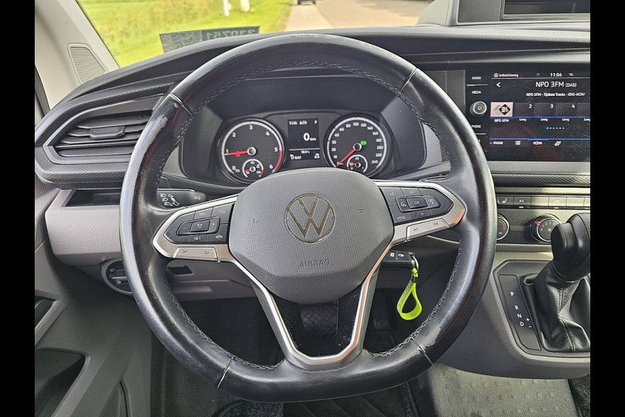 Volkswagen Transporter 2.0 TDI L2H1 32 Cruise control, Airco, Standkachel, Pdc, Carplay, Navi, Stoelverwarming