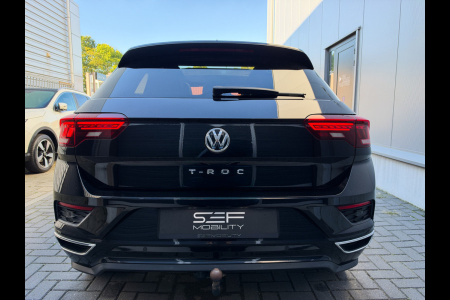 Volkswagen T-Roc 1.5 TSI Sport 3x R-Line Pano | Keyless | Camera | Trekhaak | ACC | LED | NL Auto