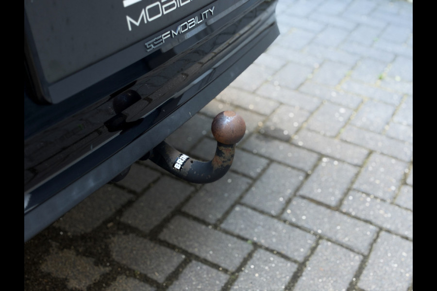 Volkswagen T-Roc 1.5 TSI Sport 3x R-Line Pano | Keyless | Camera | Trekhaak | ACC | LED | NL Auto