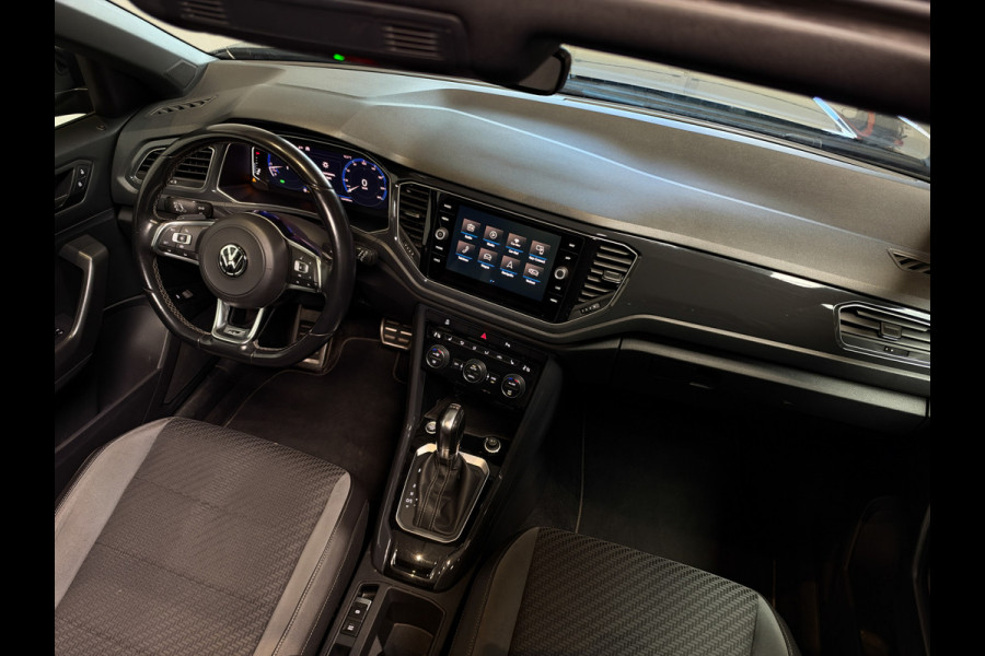 Volkswagen T-Roc 1.5 TSI Sport 3x R-Line Pano | Keyless | Camera | Trekhaak | ACC | LED | NL Auto