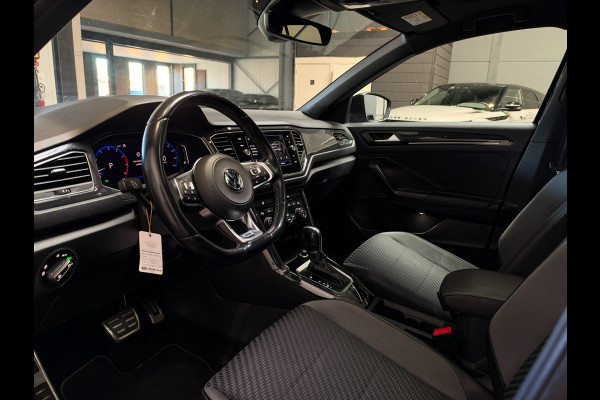 Volkswagen T-Roc 1.5 TSI Sport 3x R-Line Pano | Keyless | Camera | Trekhaak | ACC | LED | NL Auto