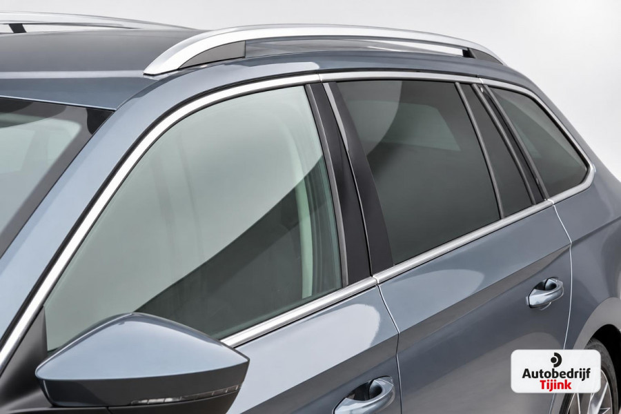 Škoda Superb Combi 1.4 TSI ACT Laurent & Klement | Automaat | LED | Trekhaak | Leder | Stoel- & stuurverwarming | Lane Assist | Blind Spot |Standkachel | Park Assist | Canton | Sfeerverlichting |