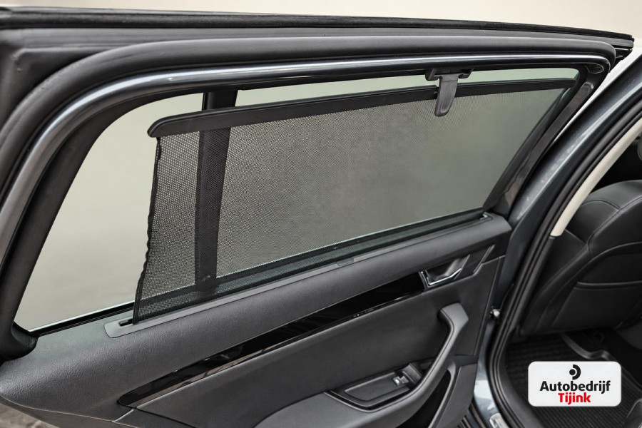 Škoda Superb Combi 1.4 TSI ACT Laurent & Klement | Automaat | LED | Trekhaak | Leder | Stoel- & stuurverwarming | Lane Assist | Blind Spot |Standkachel | Park Assist | Canton | Sfeerverlichting |