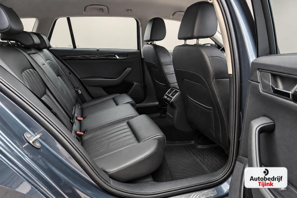 Škoda Superb Combi 1.4 TSI ACT Laurent & Klement | Automaat | LED | Trekhaak | Leder | Stoel- & stuurverwarming | Lane Assist | Blind Spot |Standkachel | Park Assist | Canton | Sfeerverlichting |