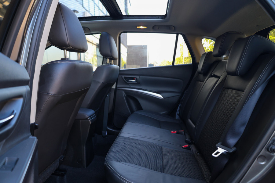Suzuki S-Cross 1.4 Boosterjet Style Smart Hybrid | PANO | ACC | 360 | CARPLAY | STOELVERWARMING |