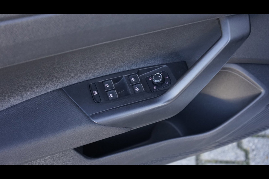Volkswagen Polo 1.0 TSI Highline Black Style AUTOMAAT|ACC|CLIMA|FULL LED|STOELVERWARMING|VIRTUEEL