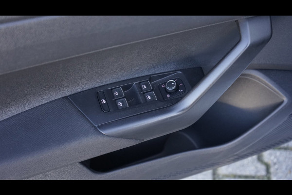 Volkswagen Polo 1.0 TSI Highline Black Style AUTOMAAT|ACC|CLIMA|FULL LED|STOELVERWARMING|VIRTUEEL