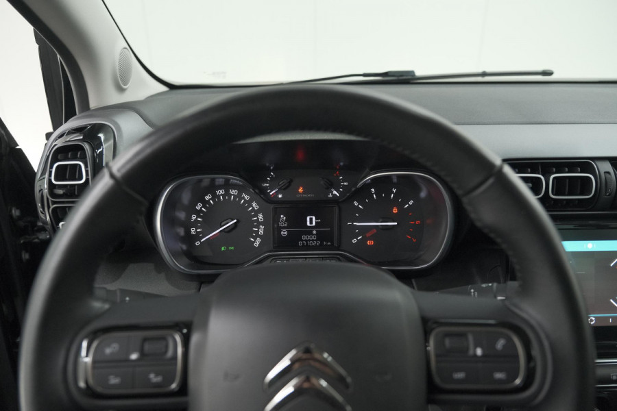 Citroën C3 Aircross PureTech S&S 110 Shine | Navigatie | Camera | Parkeersensoren voor + achter | Apple Carplay