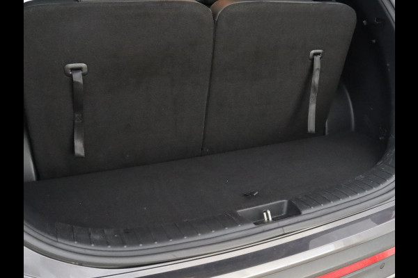 Hyundai Santa Fe 1.6 T-GDI HEV Comfort Smart Sky 7p. | Panoramadak | Leder | Adaptive cruise | Dodehoek detectie | Stoelverwarming | KRELL Sound | Trekhaak | Camera | Park assist | Carplay