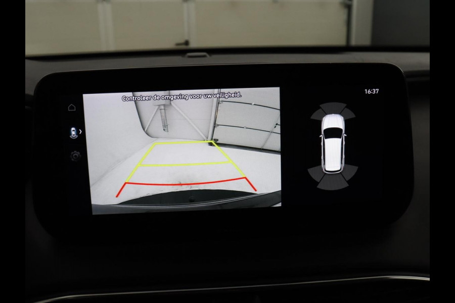 Hyundai Santa Fe 1.6 T-GDI HEV Comfort Smart Sky 7p. | Panoramadak | Leder | Adaptive cruise | Dodehoek detectie | Stoelverwarming | KRELL Sound | Trekhaak | Camera | Park assist | Carplay