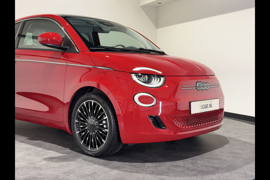 Fiat 500 La Prima 42 kWh | Luxe Leder | ACC | Keyless | Panoramadak