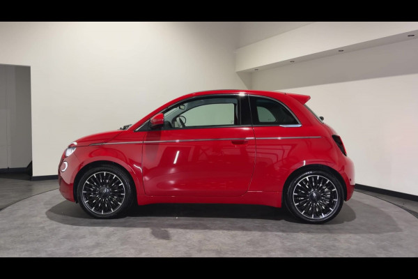 Fiat 500 La Prima 42 kWh | Luxe Leder | ACC | Keyless | Panoramadak
