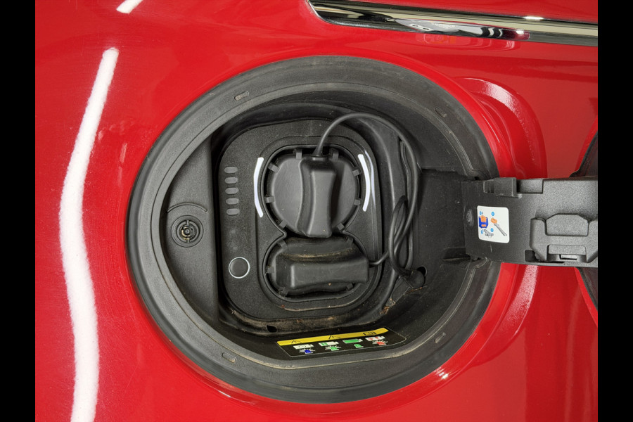Fiat 500 La Prima 42 kWh | Luxe Leder | ACC | Keyless | Panoramadak