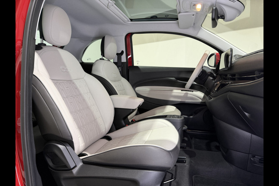 Fiat 500 La Prima 42 kWh | Luxe Leder | ACC | Keyless | Panoramadak