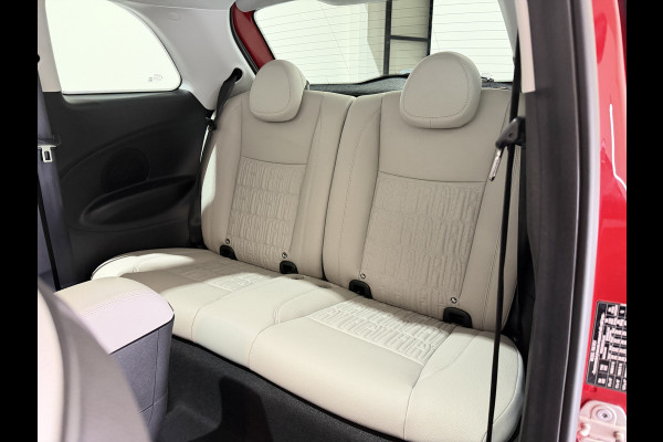 Fiat 500 La Prima 42 kWh | Luxe Leder | ACC | Keyless | Panoramadak