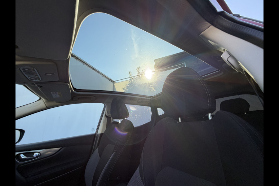 Nissan QASHQAI 1.2 Tekna Trekhaak Pano 360° Nav/Cruise Orig.NL Voll.Onderhouden!