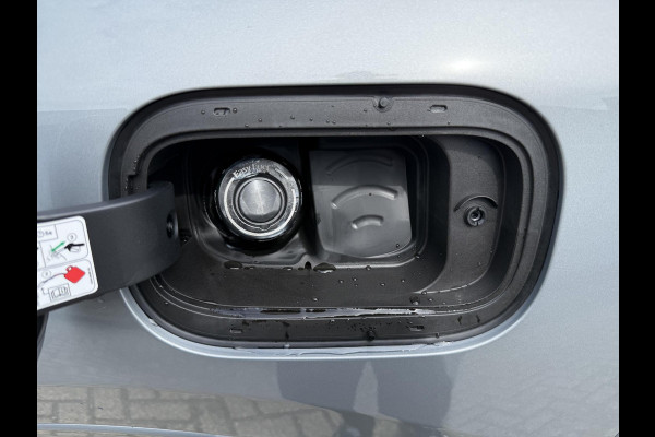 Ford Kuga 2.5 PHEV ST-Line X | 243pk | Driver Assistance pack | Matrix LED | Black Package | Panoramadak | Winterpack | 2.100kg Trekgewicht