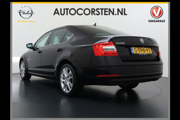 Škoda Octavia 116PK 5Drs Automaat Stoelverwarming Apple Carplay/Android Auto Navi Ecc Bluetooth Cruise Control Pdc Ambition Business Lmv Led Smartlink DSG All Season banden Privacy Glas 1e Eigenaar Dealeronderhouden Origineel Nederlandse Auto