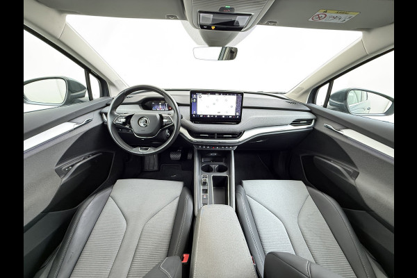 Škoda ENYAQ iV 80 204PK Trekhaak Warmtepomp Stuur+Stoelverwarming 3-Zone Ecc Camera Apple Carplay Android Auto P-Assist SOH 87% Isofix Pdc Lmv Led DAB Cruise Control Rijstrooksensor 1.000KG Trekgewicht Origineel Nederlandse Auto