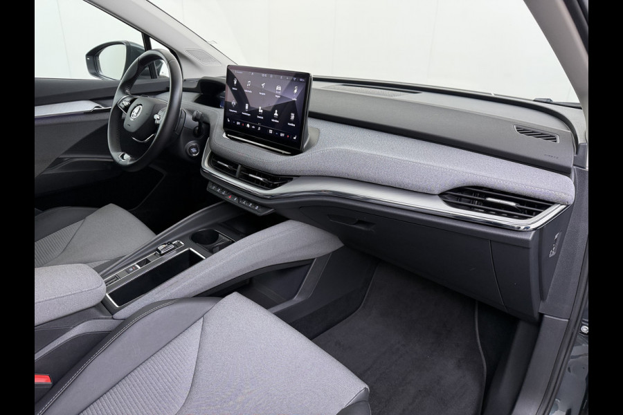 Škoda ENYAQ iV 80 204PK Trekhaak Warmtepomp Stuur+Stoelverwarming 3-Zone Ecc Camera Apple Carplay Android Auto P-Assist SOH 87% Isofix Pdc Lmv Led DAB Cruise Control Rijstrooksensor 1.000KG Trekgewicht Origineel Nederlandse Auto