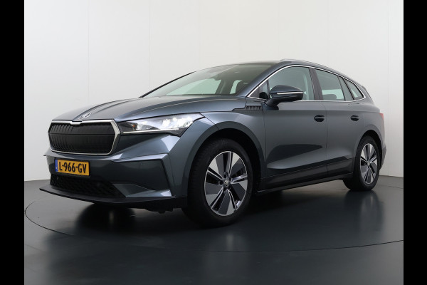Škoda ENYAQ iV 80 204PK Trekhaak Warmtepomp Stuur+Stoelverwarming 3-Zone Ecc Camera Apple Carplay Android Auto P-Assist SOH 87% Isofix Pdc Lmv Led DAB Cruise Control Rijstrooksensor 1.000KG Trekgewicht Origineel Nederlandse Auto