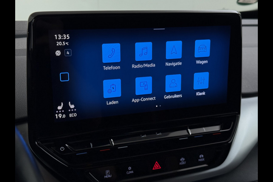 Volkswagen ID.4 First 82kWh 204PK SOH 90% Trekhaak Warmtepomp Lmv 20" Adap.Cruise Stoel+Stuurverwarming Camera Navi Android Auto Apple Carplay S Privacy Glas Isofix Led Rijstrooksensor 1.000KG Trekgewicht 1e Eigenaar Origineel Nederlandse Auto