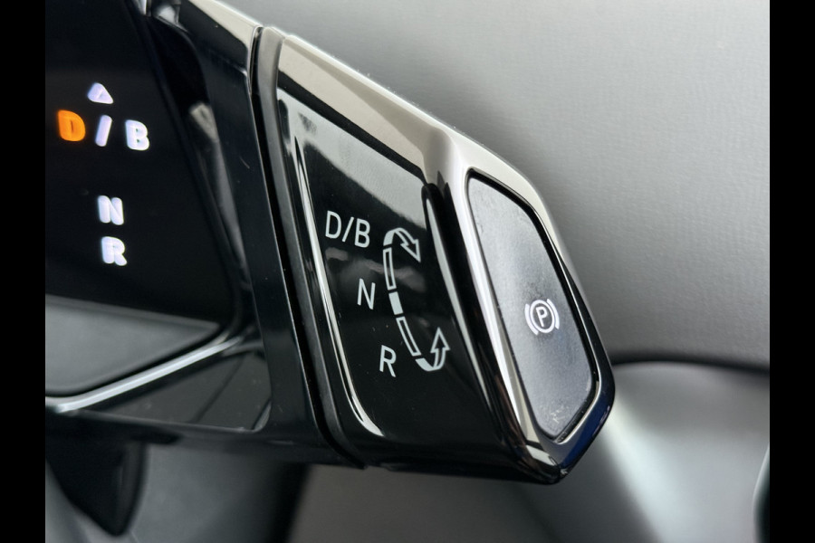 Volkswagen ID.4 First 82kWh 204PK SOH 90% Trekhaak Warmtepomp Lmv 20" Adap.Cruise Stoel+Stuurverwarming Camera Navi Android Auto Apple Carplay S Privacy Glas Isofix Led Rijstrooksensor 1.000KG Trekgewicht 1e Eigenaar Origineel Nederlandse Auto