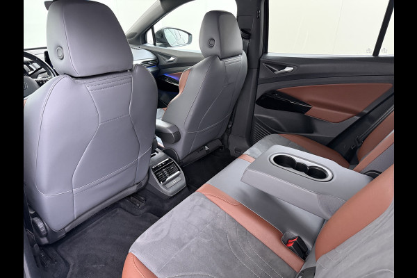 Volkswagen ID.4 First 82kWh 204PK SOH 90% Trekhaak Warmtepomp Lmv 20" Adap.Cruise Stoel+Stuurverwarming Camera Navi Android Auto Apple Carplay S Privacy Glas Isofix Led Rijstrooksensor 1.000KG Trekgewicht 1e Eigenaar Origineel Nederlandse Auto