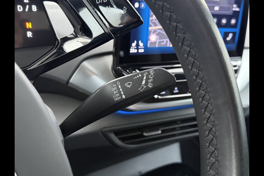 Volkswagen ID.4 82kWh 204PK 90%SOH Trekhaak Adap.Cruise Stoelverwarming Apple Carplay Android Auto Navi Ecc Pdc Privacy Glas Led Isofix DAB Bluetooth All Seasonbanden Voorruitverwarming Wifi 1.000KG Trekgewicht 1e Eigenaar Origineel Nederlandse Auto