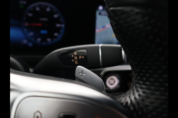 Mercedes-Benz EQC 400 4MATIC AMG SPORT 80 kWh + 21 INCH | TREKHAAK | BURMESTER | SCHUIFDAK | HEAD-UP | 360 CAMERA