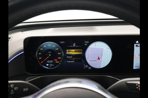 Mercedes-Benz EQC 400 4MATIC AMG SPORT 80 kWh + 21 INCH | TREKHAAK | BURMESTER | SCHUIFDAK | HEAD-UP | 360 CAMERA