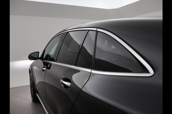 Mercedes-Benz EQC 400 4MATIC AMG SPORT 80 kWh + 21 INCH | TREKHAAK | BURMESTER | SCHUIFDAK | HEAD-UP | 360 CAMERA