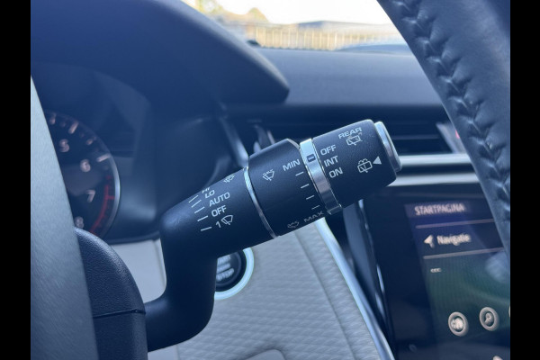 Land Rover Range Rover Velar 2.0 P250 Turbo AWD Carbon Edition 2e Eigenaar|Navi|Camera|Meridian Sound System|Trekhaak|Clima|Cruise|Carplay|N.A.P|NL Auto|APK tot 09-2027