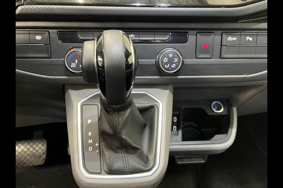 Volkswagen Transporter 2.0 TDI L2H1 Dubbele Cabine Highline Automaat Airco Cruise Control Apple Carplay/Android Auto Trekhaak Parkeersensoren