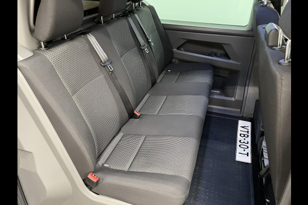 Volkswagen Transporter 2.0 TDI L2H1 Dubbele Cabine Highline Automaat Airco Cruise Control Apple Carplay/Android Auto Trekhaak Parkeersensoren
