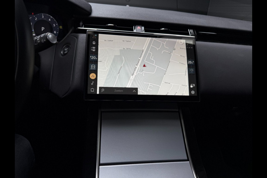 Land Rover Range Rover Velar P400e Panoramadak Camera 22 inch trekhaak Head-up