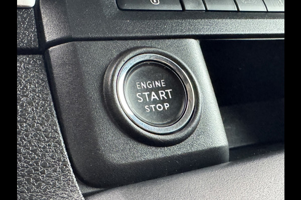 Peugeot Expert 2.0 BlueHDI 180 Long Sport MARGE Automaat Trekhaak Leder Camera CarPlay Navigatie Cruise