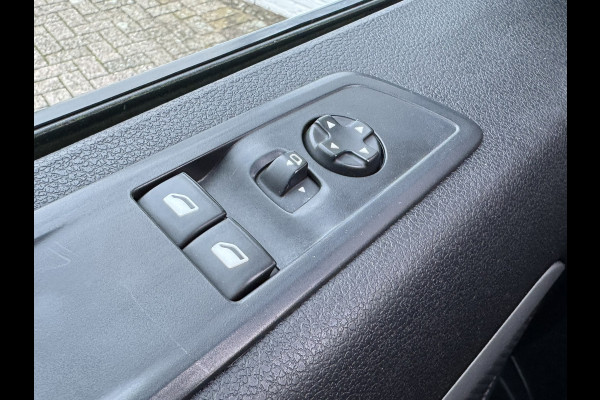 Peugeot Expert 2.0 BlueHDI 180 Long Sport MARGE Automaat Trekhaak Leder Camera CarPlay Navigatie Cruise