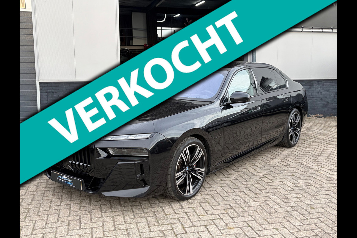 BMW 7 Serie 750e xDrive|M-Sport|Pano|B&W|
