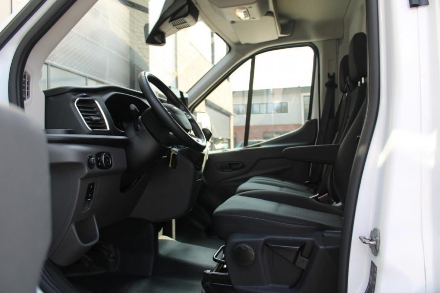 Ford Transit 350 2.0 TDCI L4H3 Trend RWD 130pk - 270gr deuren - Camera - Cruise - Carplay - Airco - PDC - Rijklaar