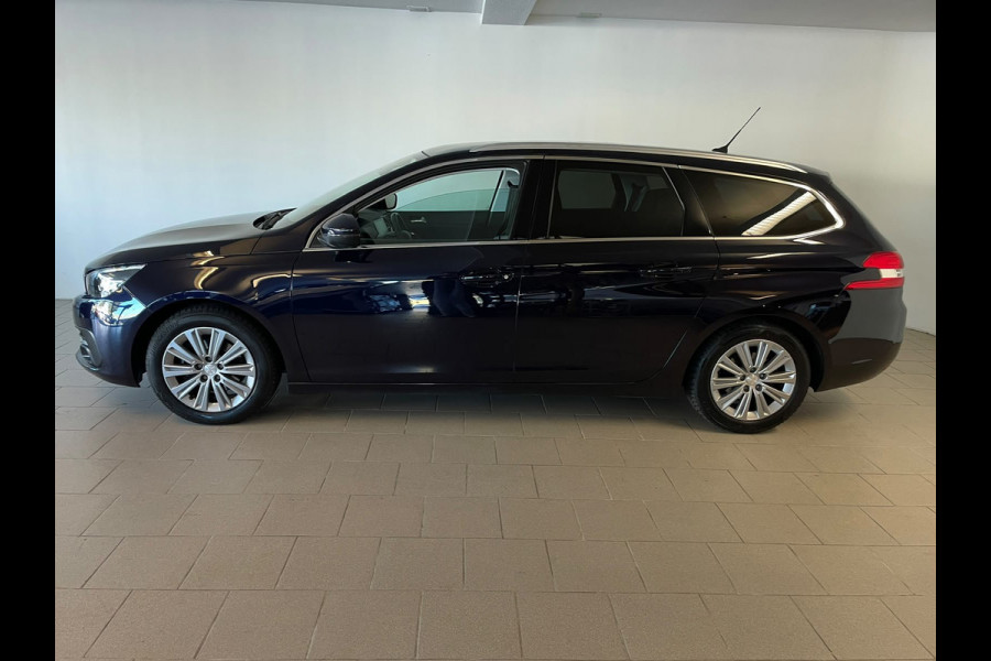 Peugeot 308 SW 1.2 PureTech Blue Lease Premium PANO AIRCO NAVI CRUISE BLUETOOTH TREKHAAK ELEK RAMEN CENT VERG KEURIGE AUTO