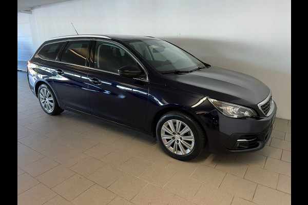 Peugeot 308 SW 1.2 PureTech Blue Lease Premium PANO AIRCO NAVI CRUISE BLUETOOTH TREKHAAK ELEK RAMEN CENT VERG KEURIGE AUTO