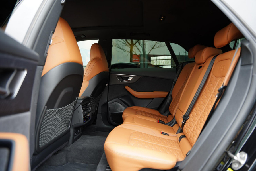 Audi RSQ8 4.0 TFSI Quattro Keramische Remmen / Leder Terracotta