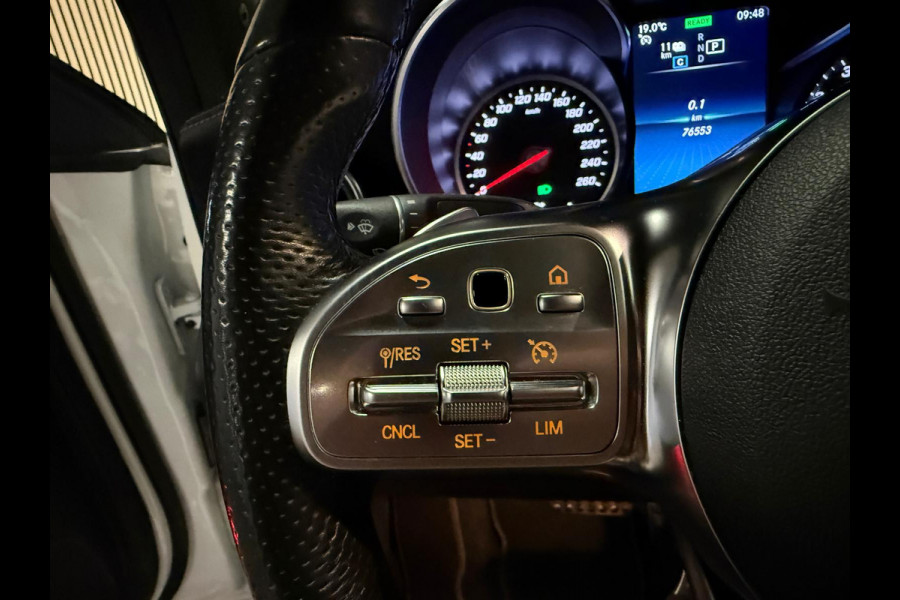 Mercedes-Benz GLC Coupé 300e 4MATIC AMG STYLING-SCHUIFDAK-21 INCH-CAMERA-DAB
